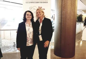 Visite de Zara, notre correspondante en Arménie à notre stand.